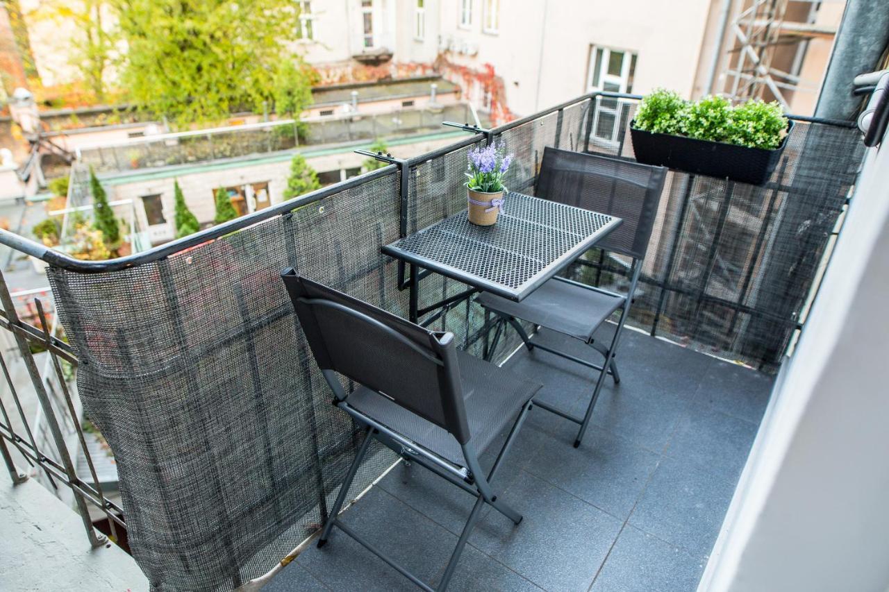 Tribeca City Center Apartments Cracovia Exterior foto